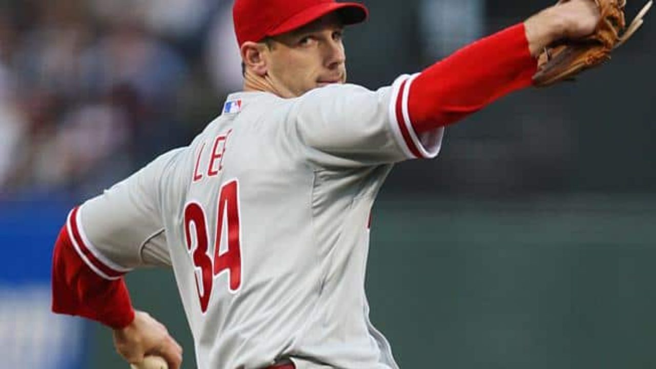 Here's why former Phillies star Cliff Lee was trending on Twitter this week