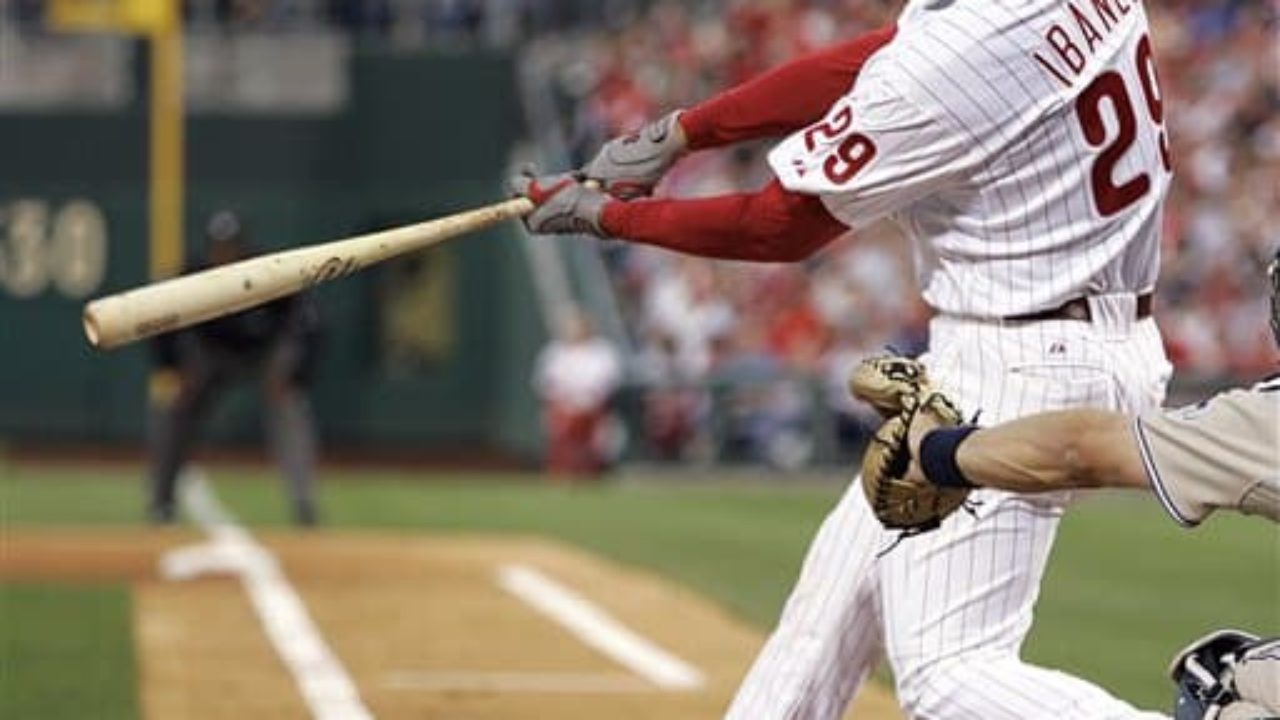 Inside the Phillies: Phillies' Raul Ibanez gets a postseason chance and  hits a home run