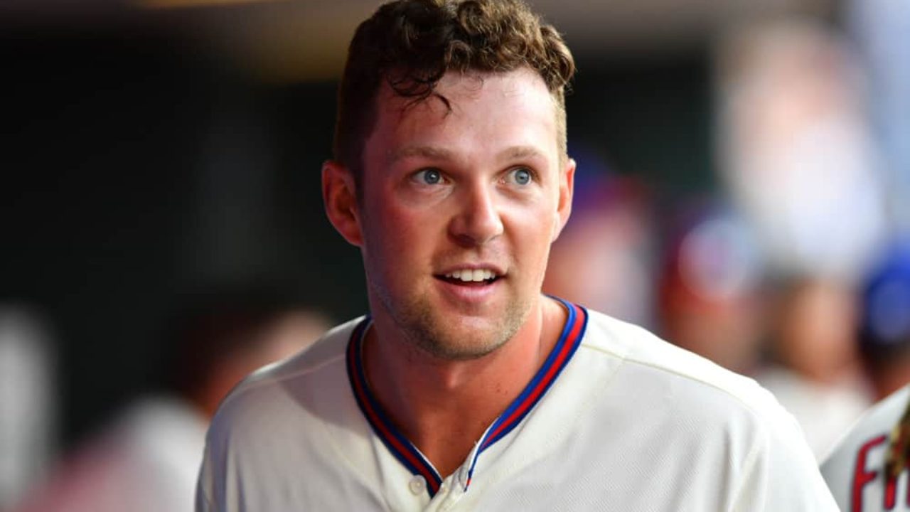 Watch: Rhys Hoskins receives nice ovation during ring ceremony  Phillies  Nation - Your source for Philadelphia Phillies news, opinion, history,  rumors, events, and other fun stuff.