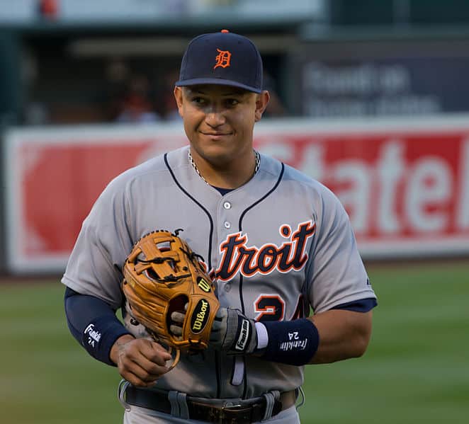 miguel cabrera glove