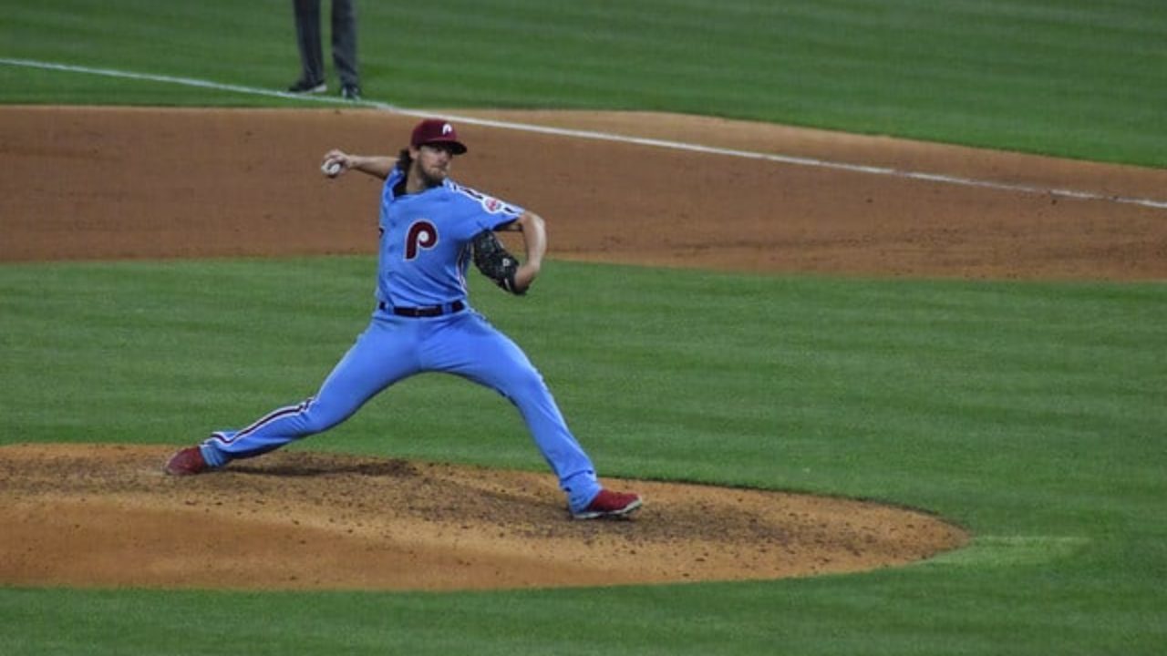 Edwin Diaz closed out the Mets' no-hitter by fanning Bryce Harper