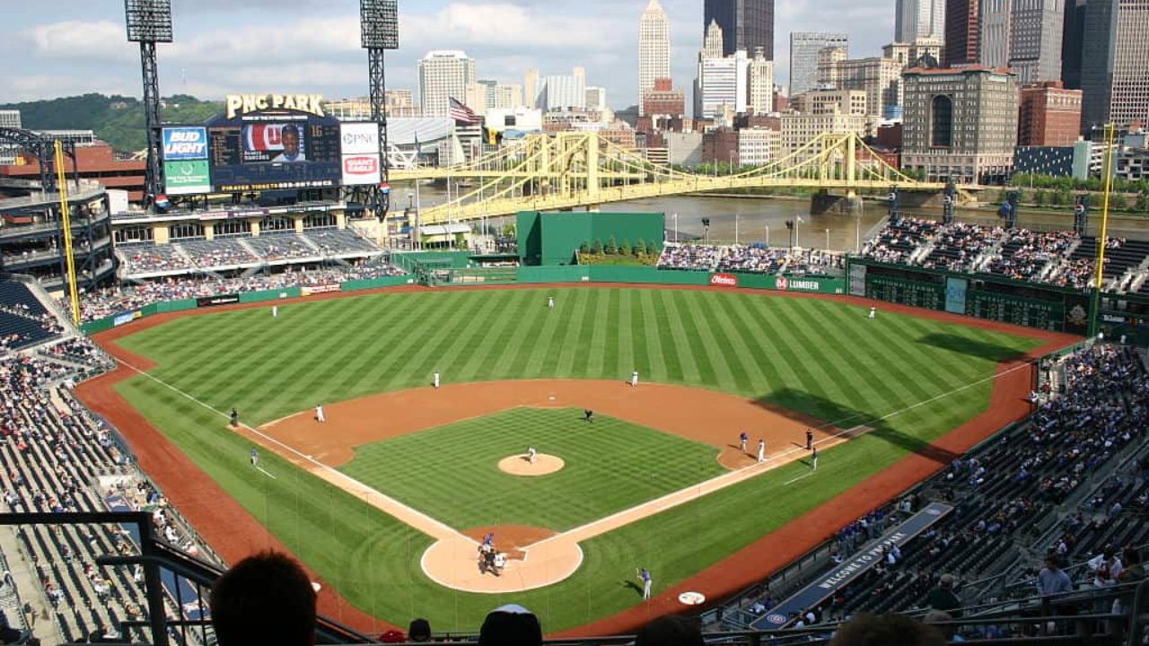 MLB - End your night with this beauty from PNC Park as the