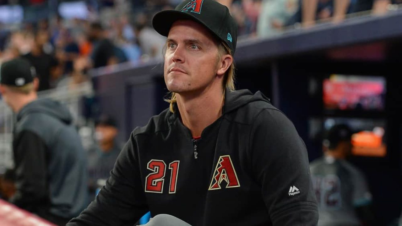 MLB on X: Zack Greinke joins elite company, becoming only the