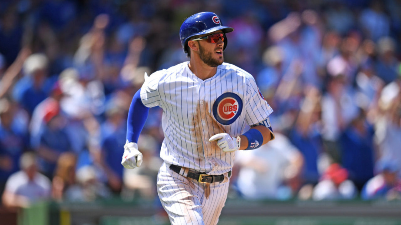 Cubs' Kris Bryant exits vs. Phillies with hamstring tightness