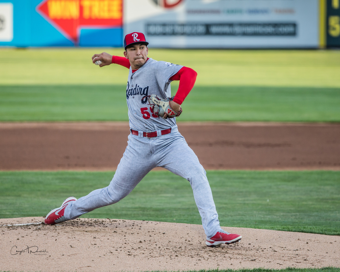 Francisco Morales' debut, Ranger Suárez's solid start, and a memorable  night for the Phillies scout who signed them