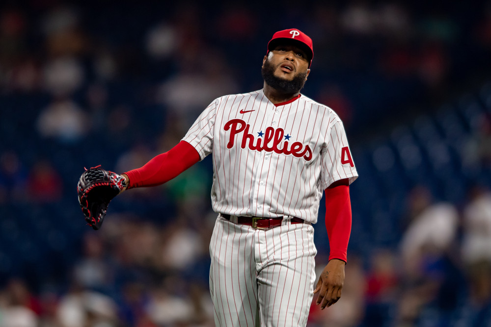 Fact Check: Did Jose Alvarado trade his necklace with a female fan in the  stands? Rumors around Phillies closer's adored accessory, examined