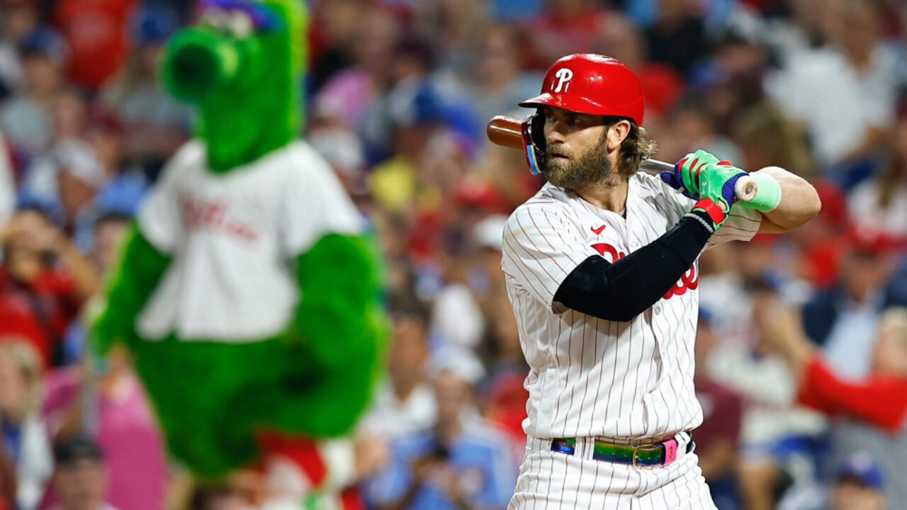 Bryce Harper says he signed with Phillies because they were in it for
